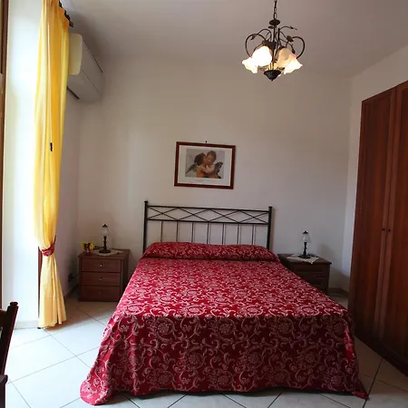 מלון Savoia 3*